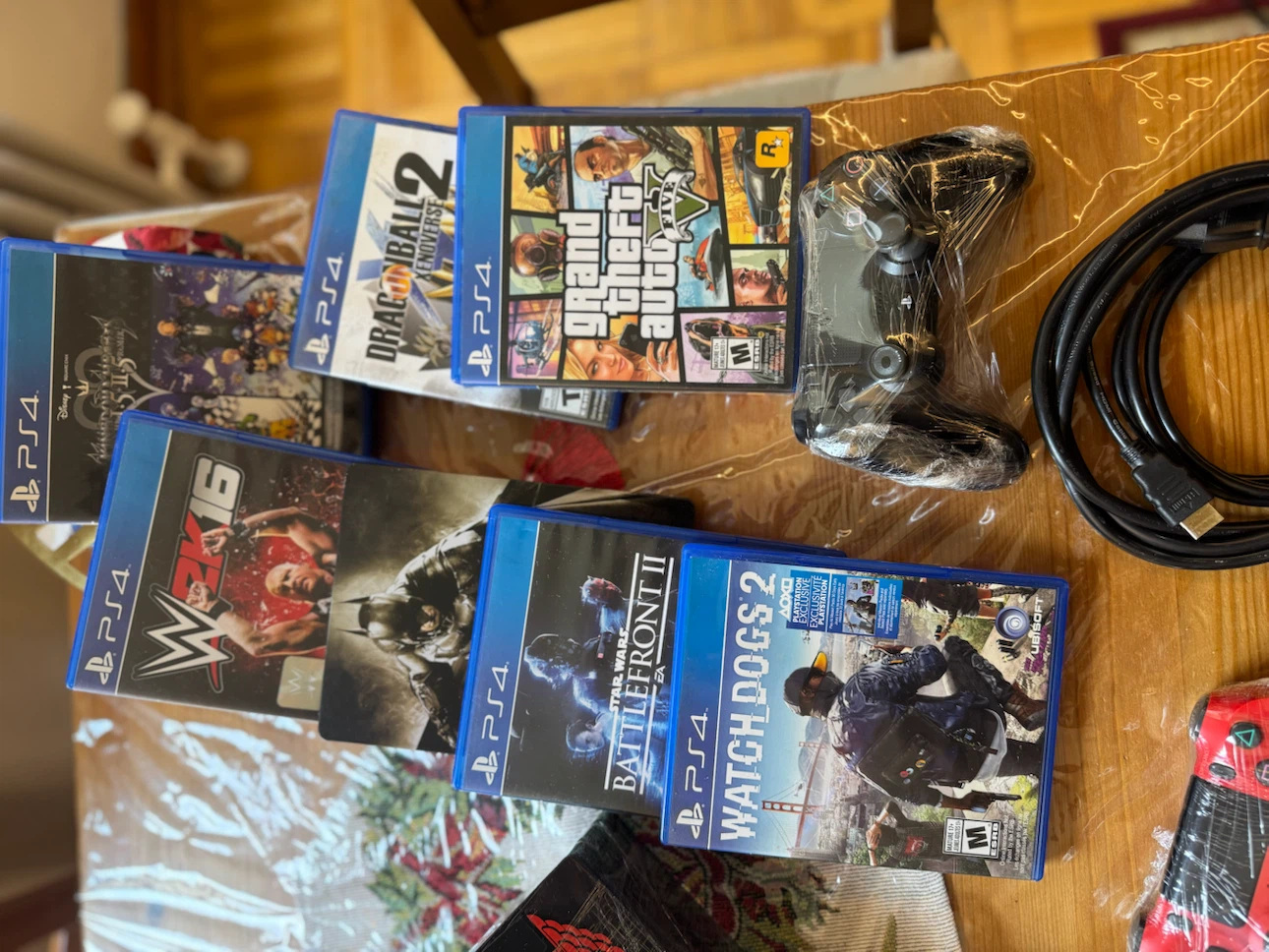 PlayStation 4 Bundle with 5 Games and Controllers - photo 2