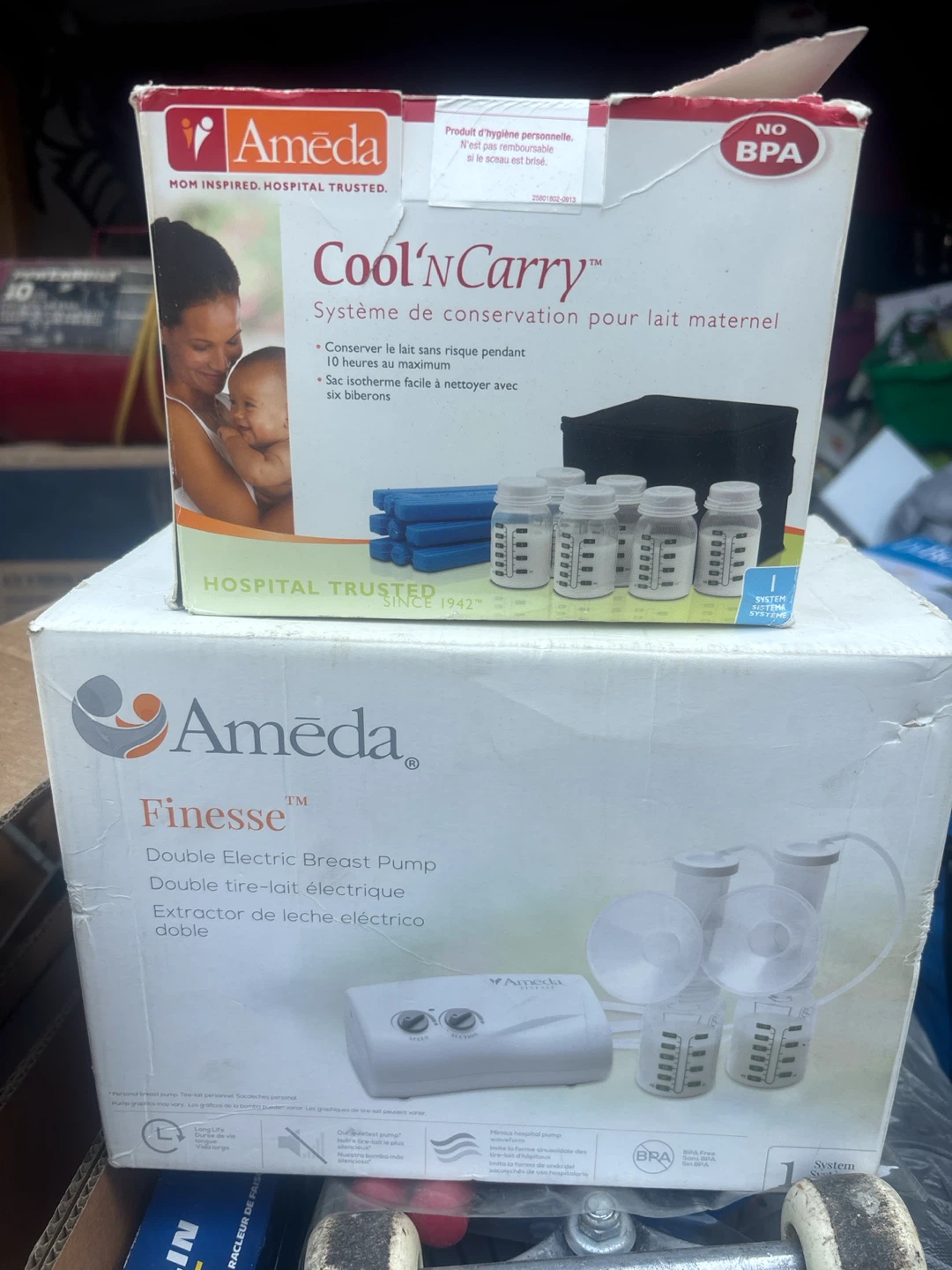 Ameda Finesse Double Electric Breast Pump & Cool'nCarry System