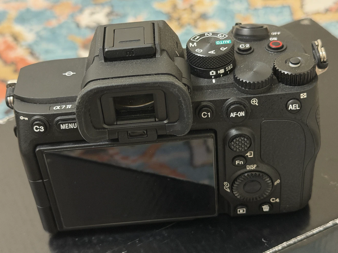 Sony Alpha a7 IV Mirrorless Camera & Kit Lense - photo 4