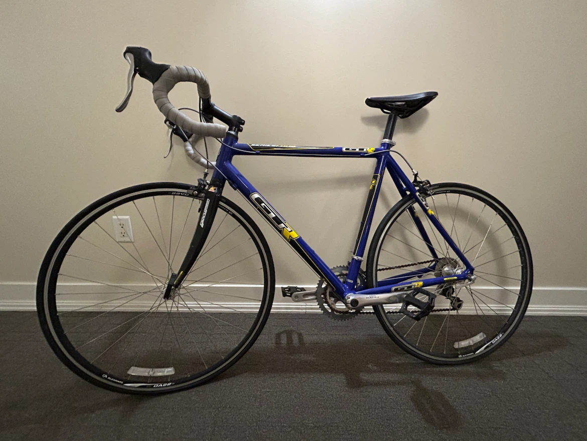 GT Men's Road Bike