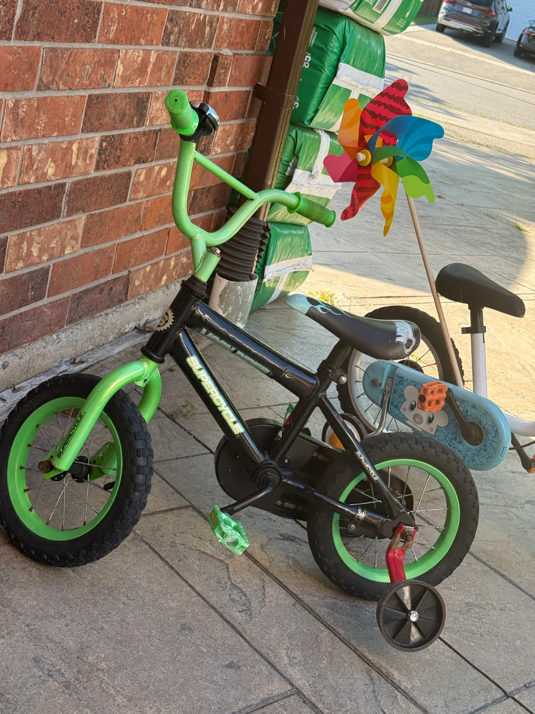 Kids Bicycle with Training Wheels