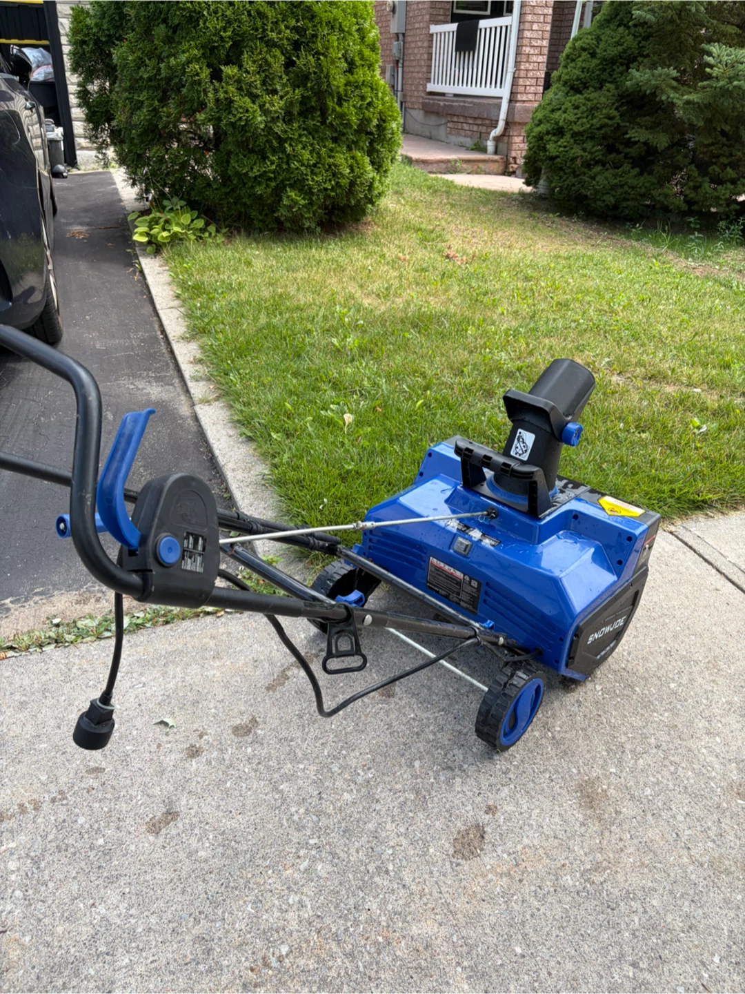 Snow Joe Electric Snow Blower - photo 2