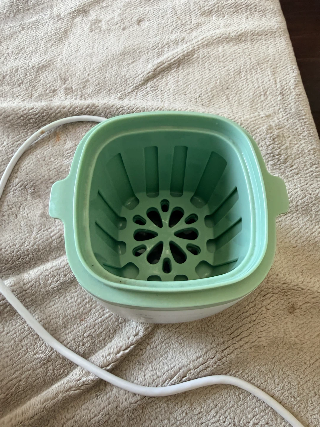 Momcozy Bottle Sterilizer - photo 2