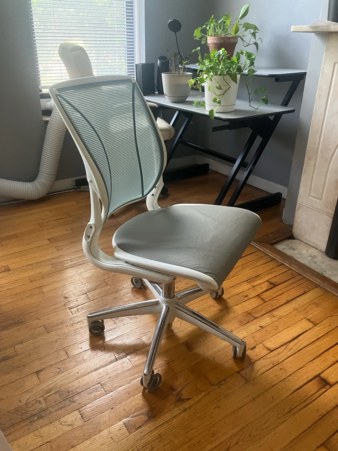 Ergonomic Mesh Grey Office Chair