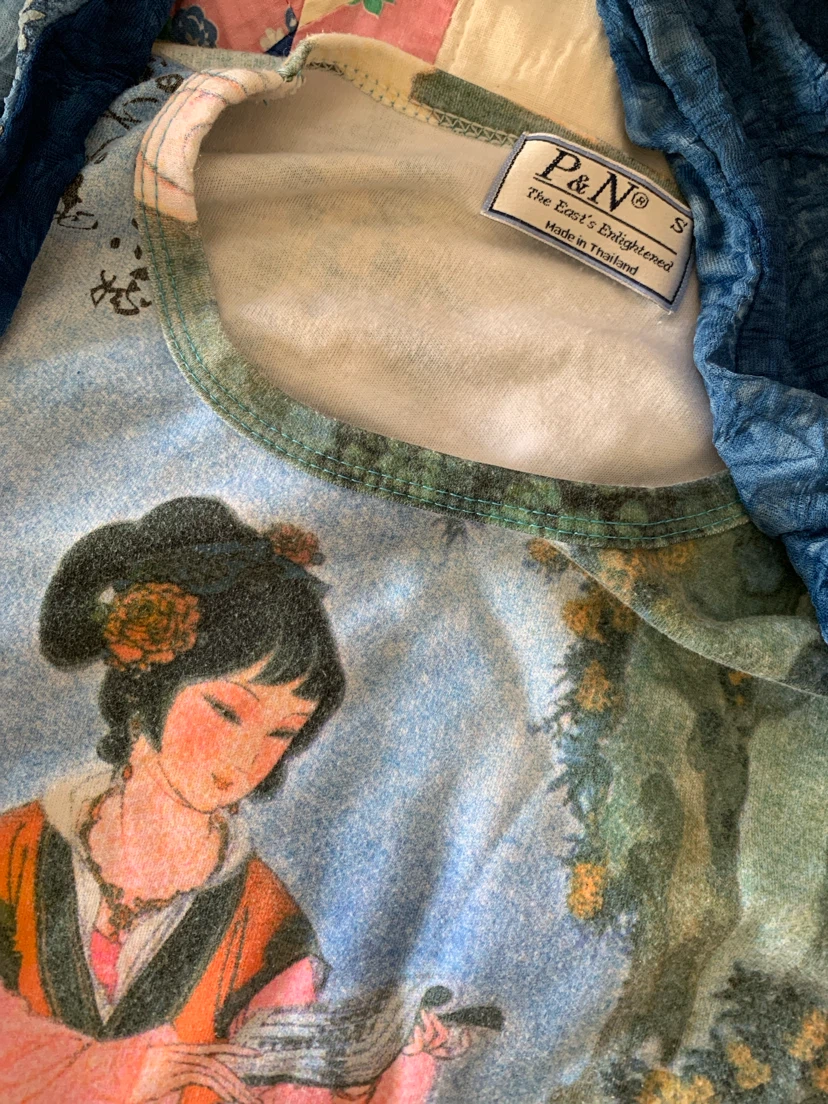 Three Vintage Women’s Tops bundle - photo 2