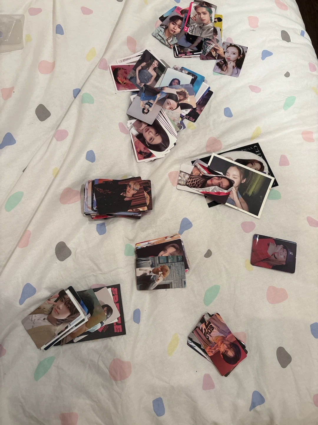 K-Pop Photocards Bundle