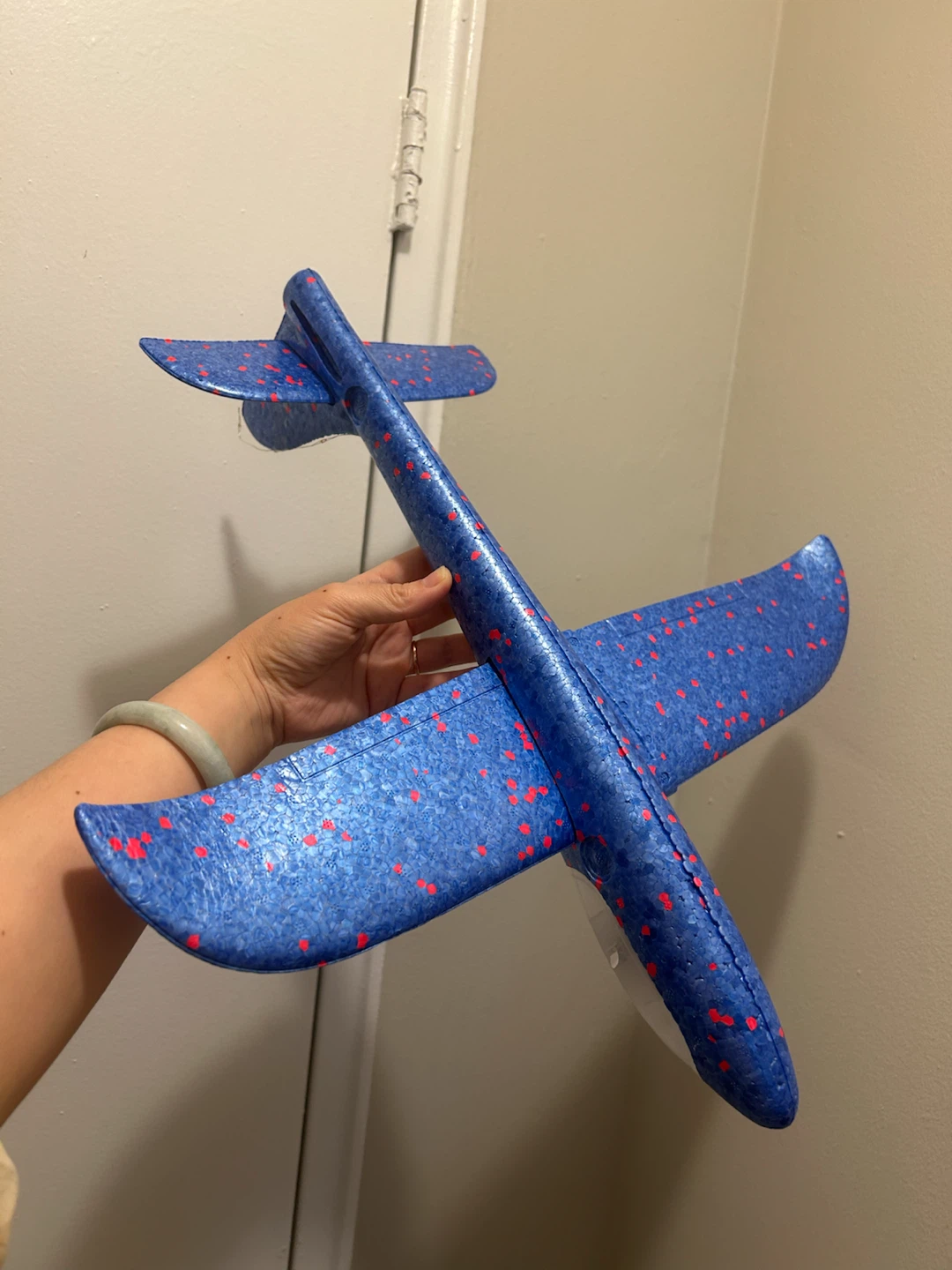 Brand New LED Light-Up Foam Glider Plane Toy (Blue)