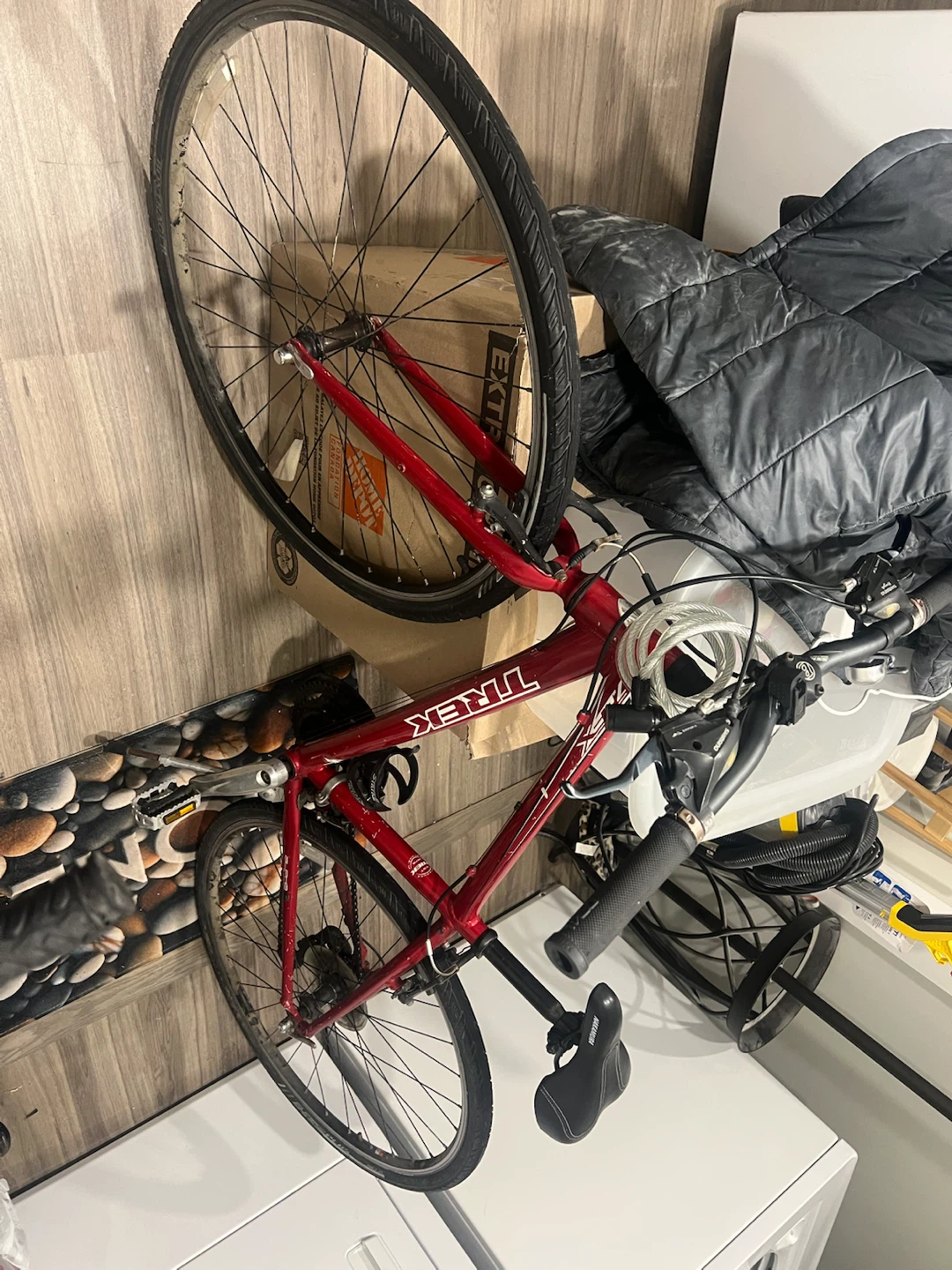 Trek Red Hybrid Bike - photo 2