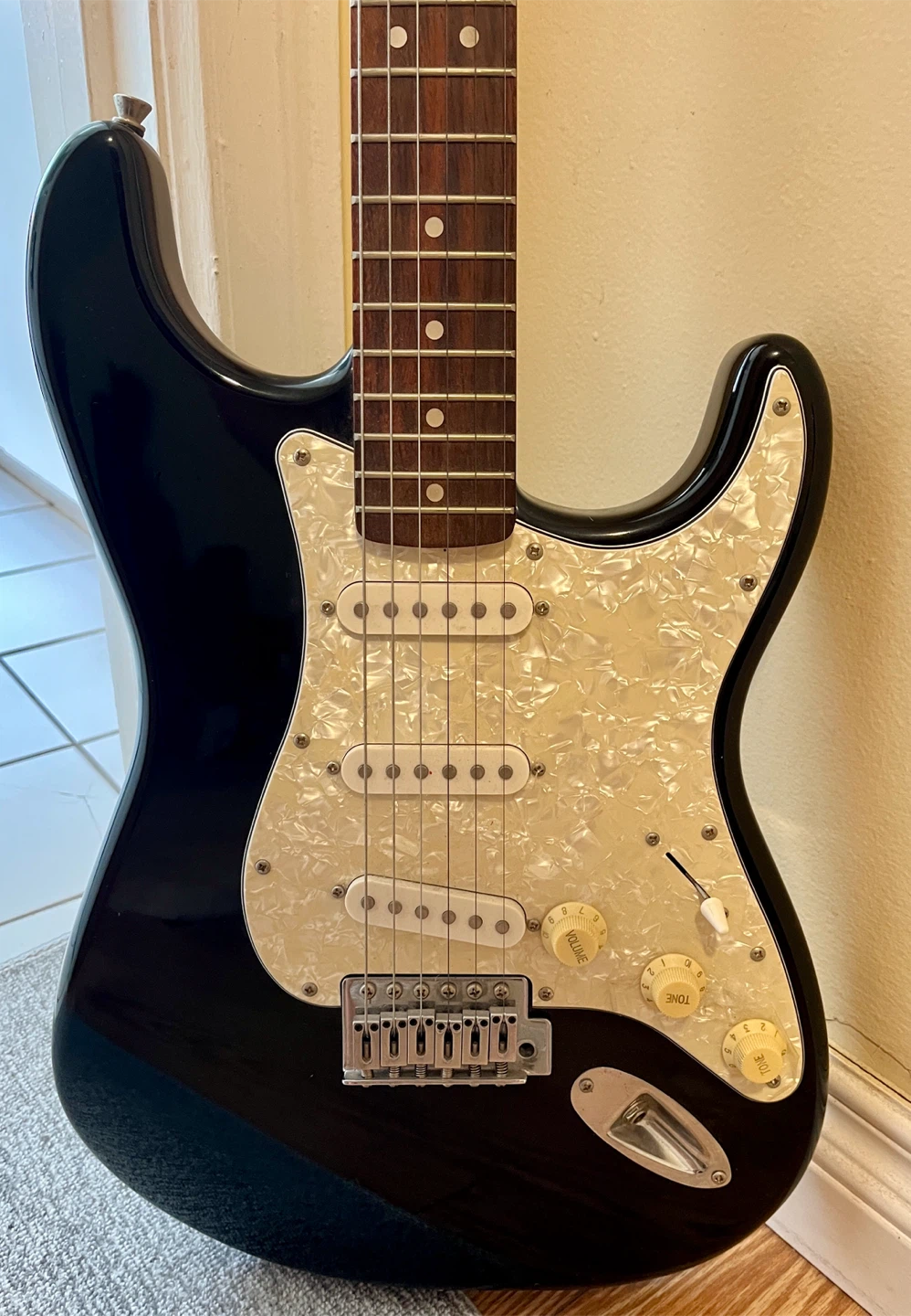 Squier Affinity Strat Electric Guitar - Black - photo 2