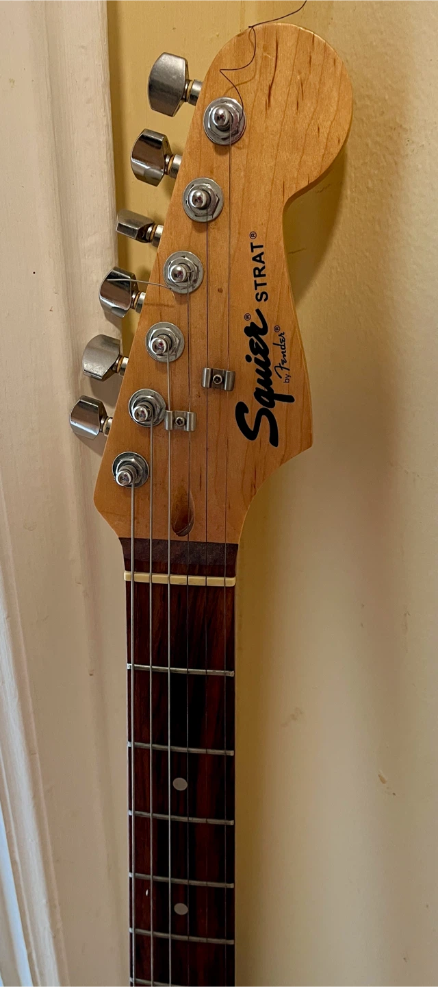Squier Affinity Strat Electric Guitar - Black - photo 3