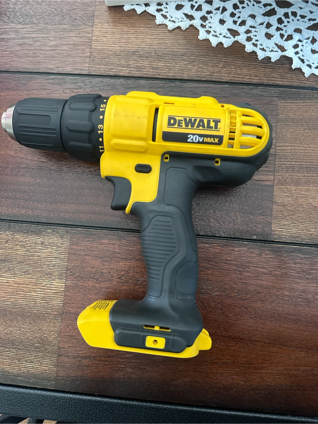 DeWalt 20V MAX Cordless Drill DCD771 - photo 2