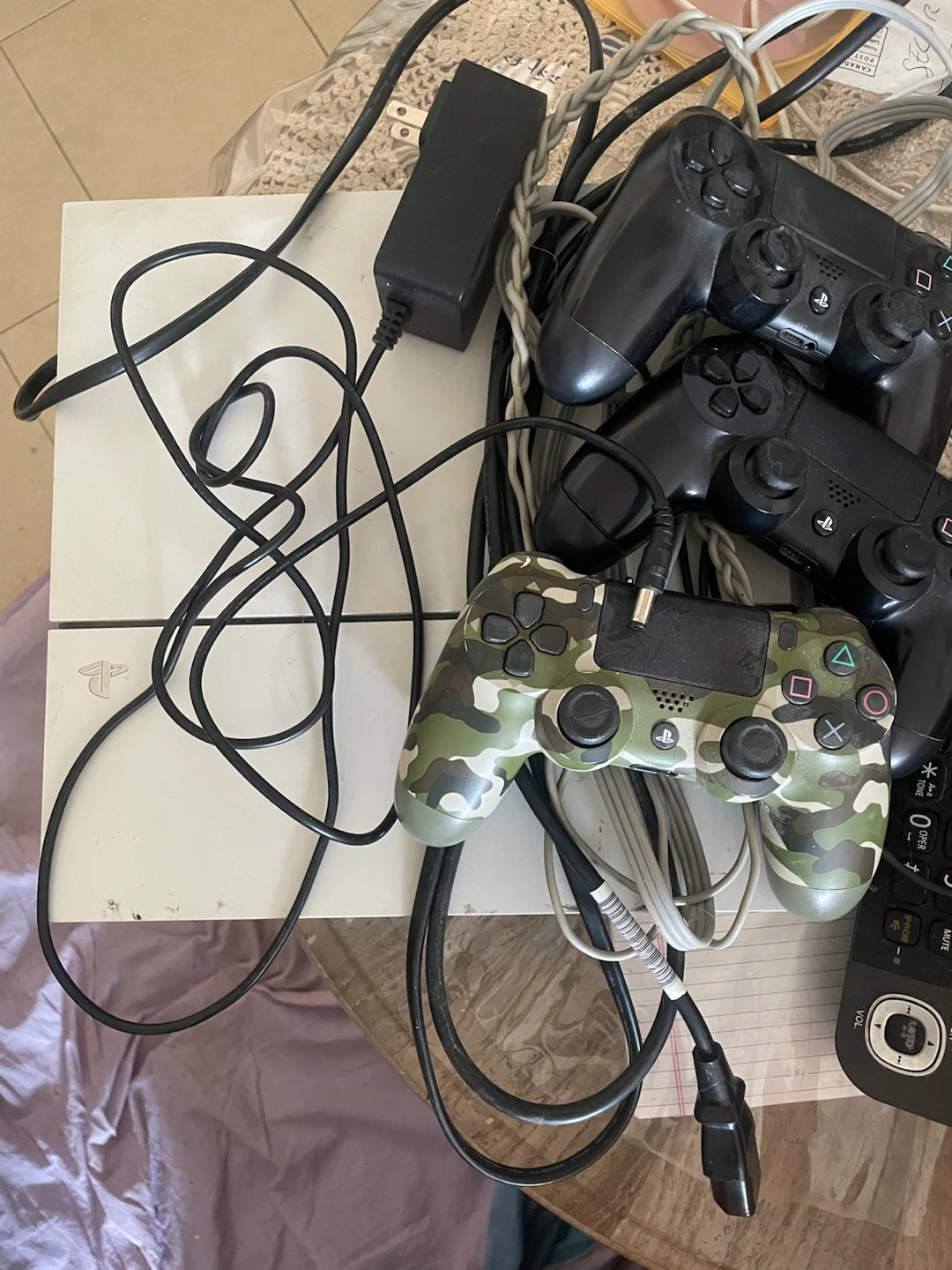Glacier White PlayStation 4 Console with 3 Controllers