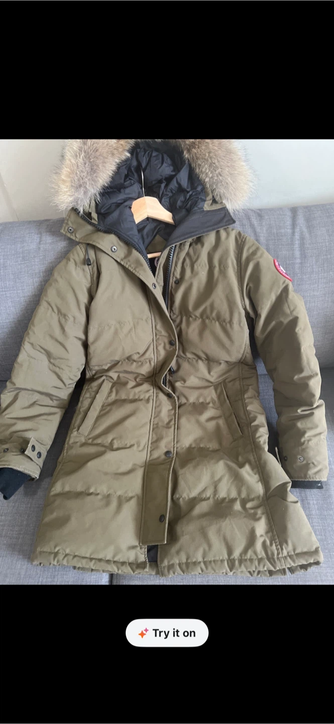 Canada Goose Women's Winter Parka - photo 5