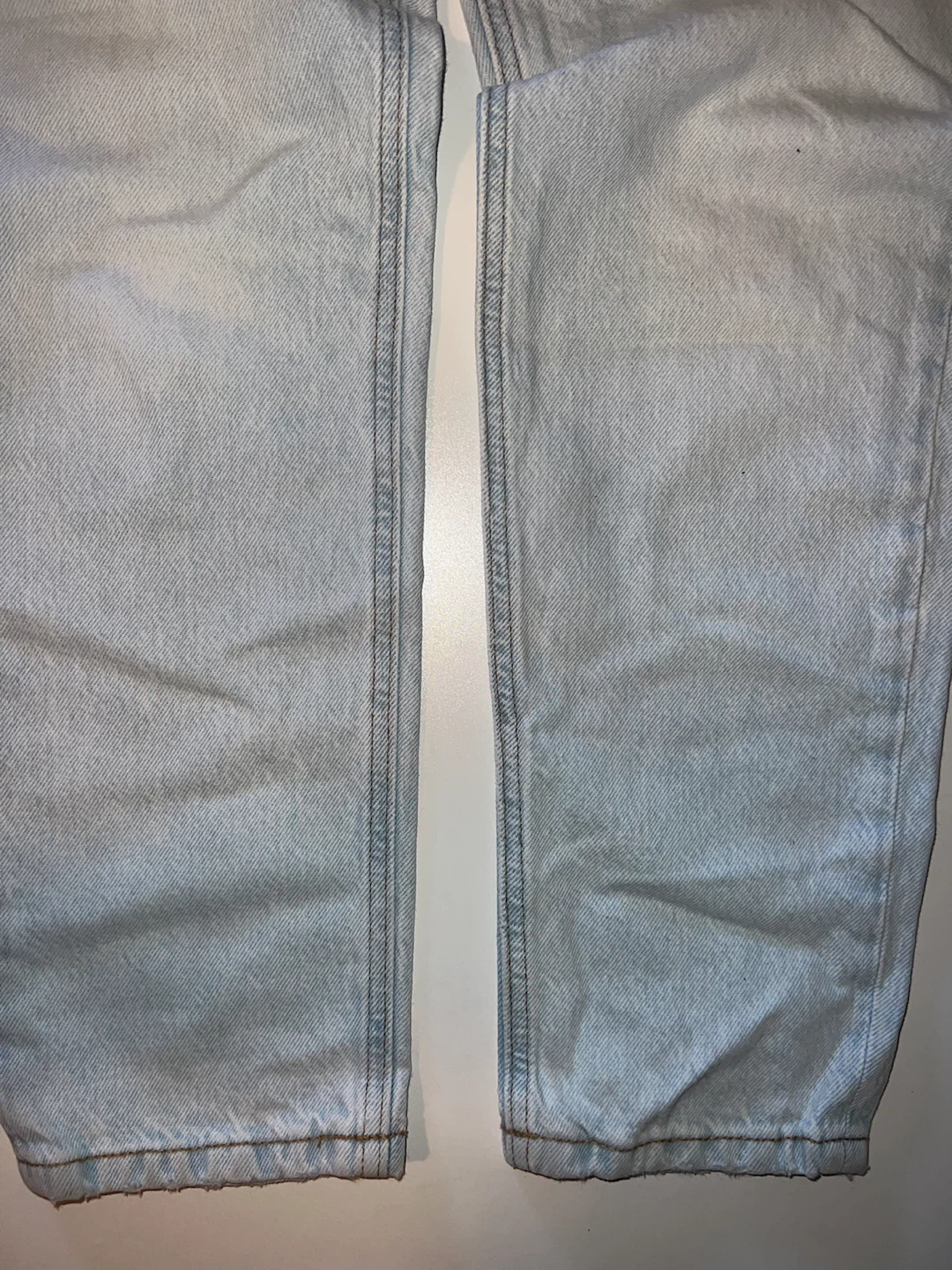 2 Pairs of Light and Dark Wash Jeans Size 0 (24”) - photo 3