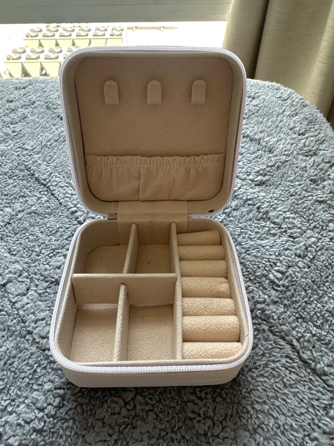 White Faux Leather Jewelry Box Organizer
