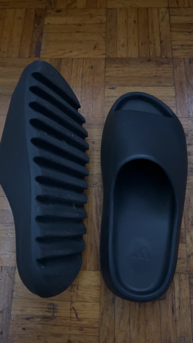 *SALE* Adidas Yeezy Slides - photo 2