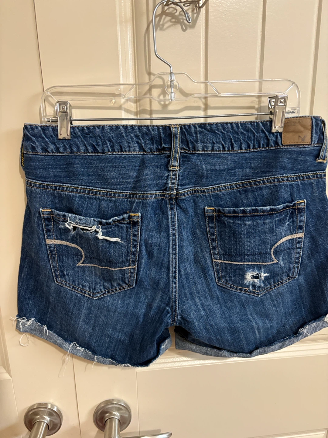 American Eagle Women's Denim Shorts Size 8 - photo 2