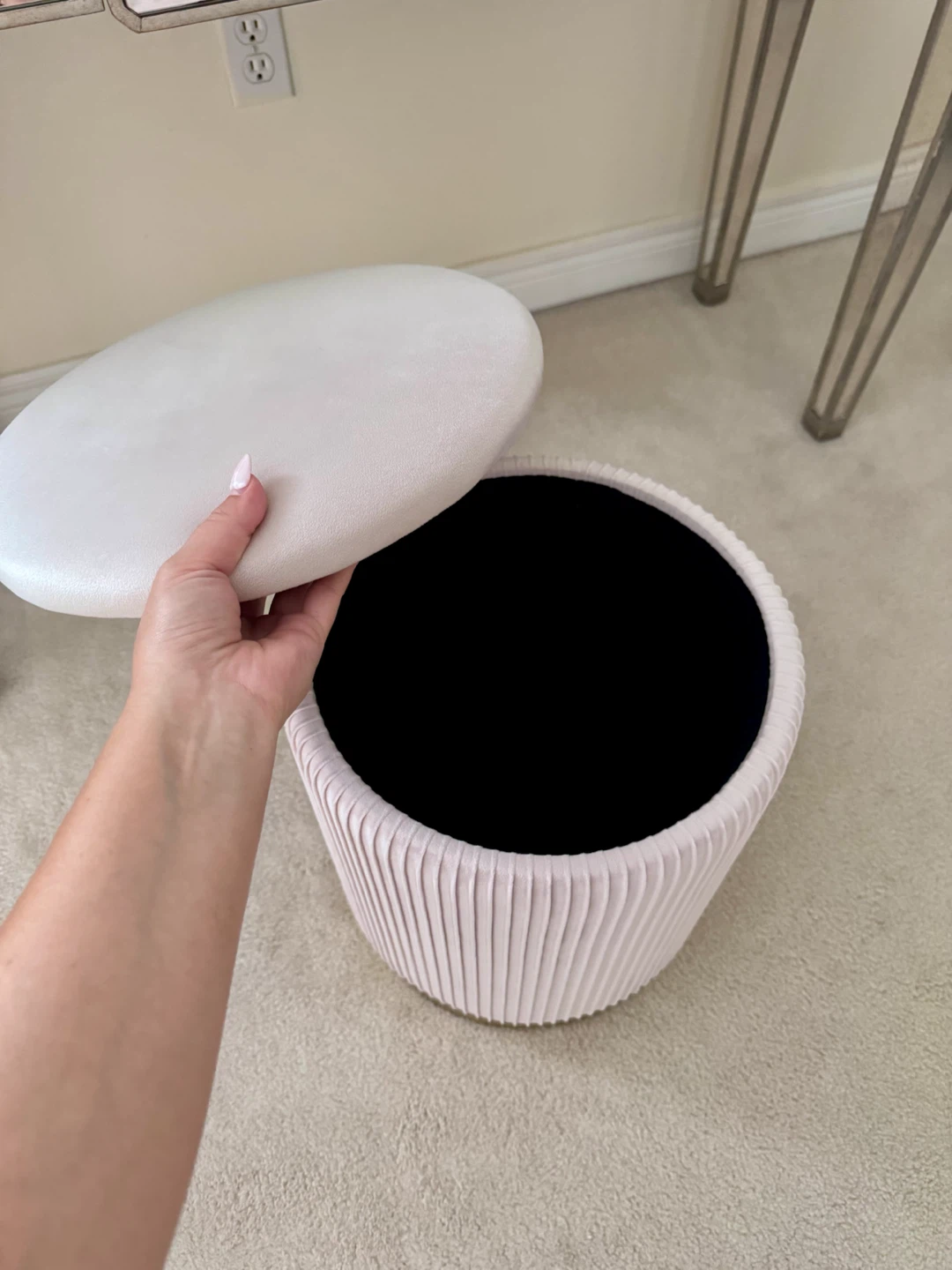 Ottoman/ stool - photo 2