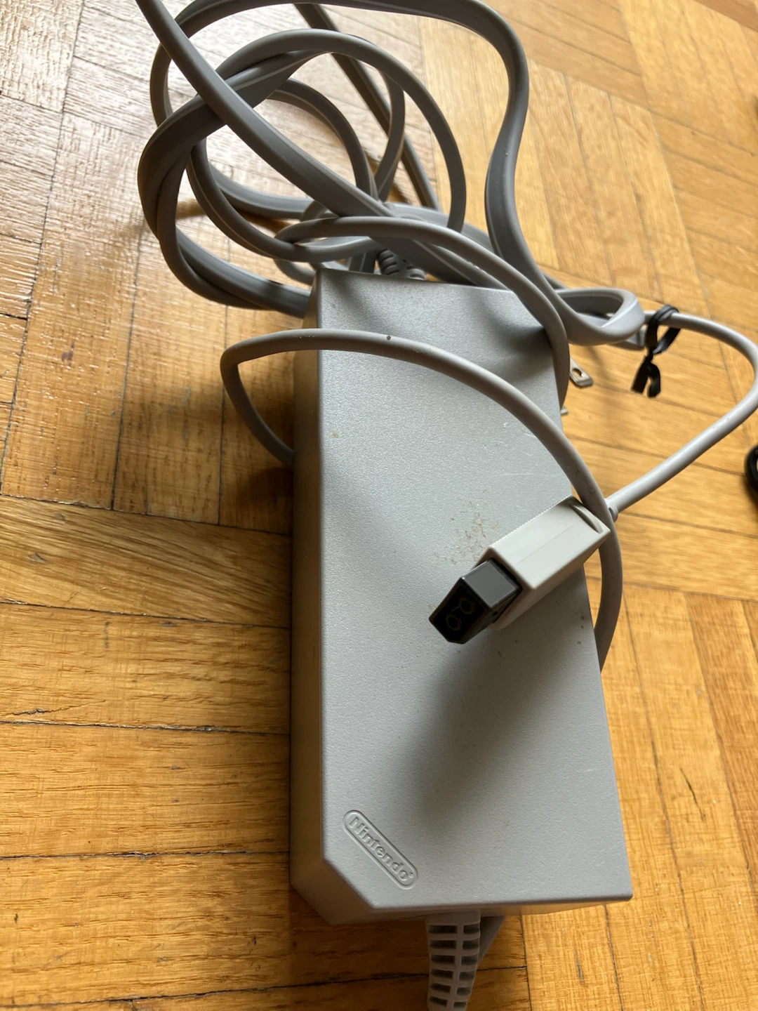 Nintendo Wii AC Adapter Power Supply - photo 2