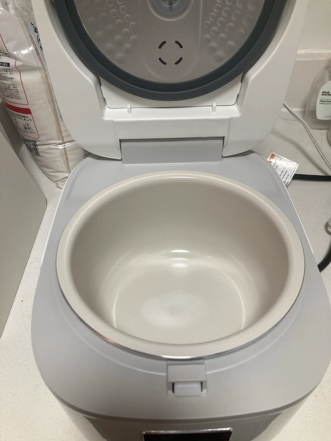Toshiba Rice Cooker - photo 3