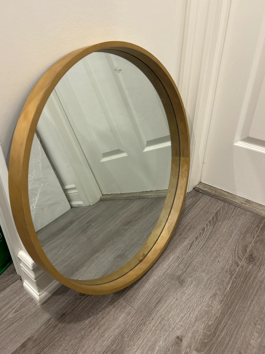 Round Gold Mirror