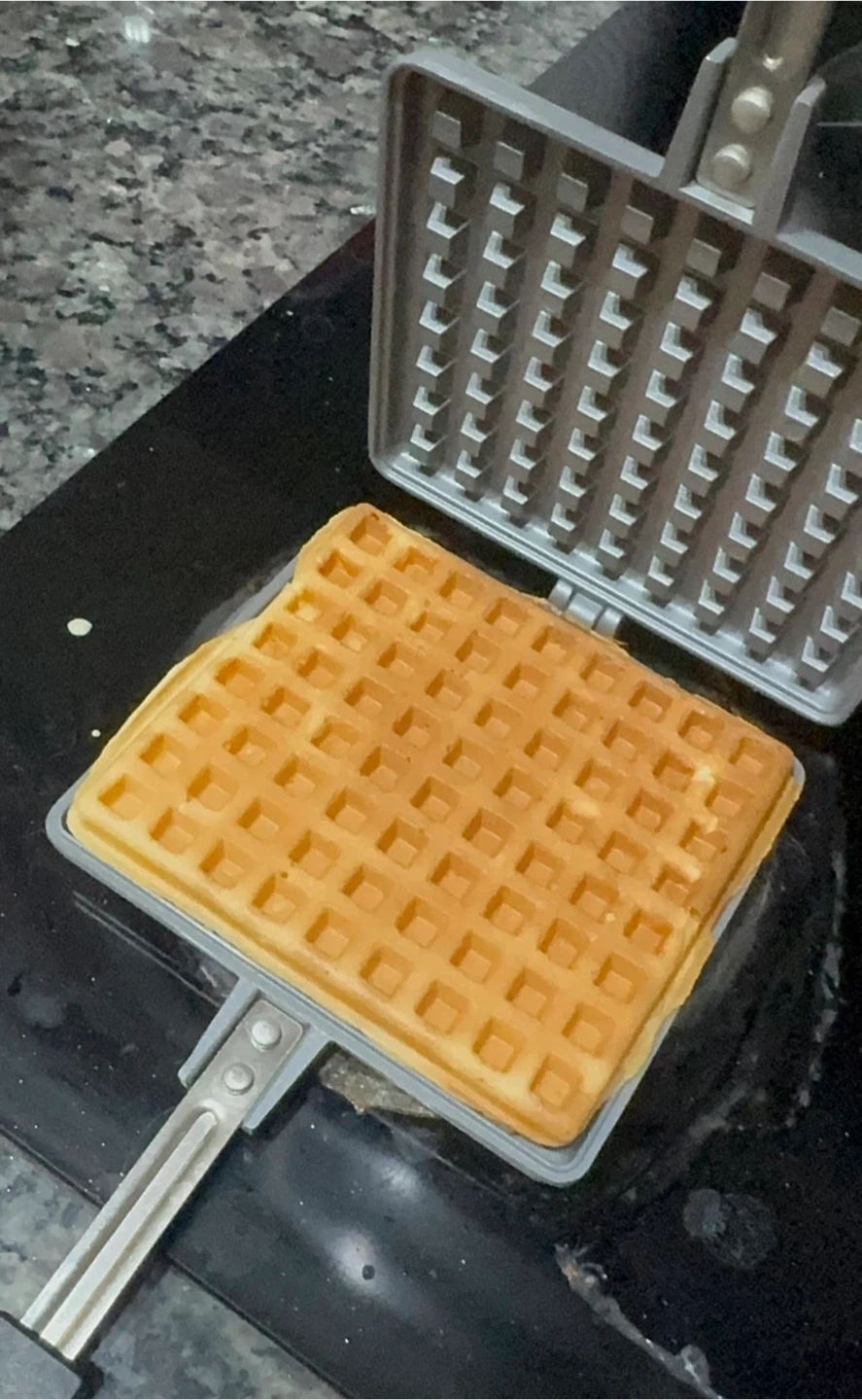Waffle Maker - photo 2