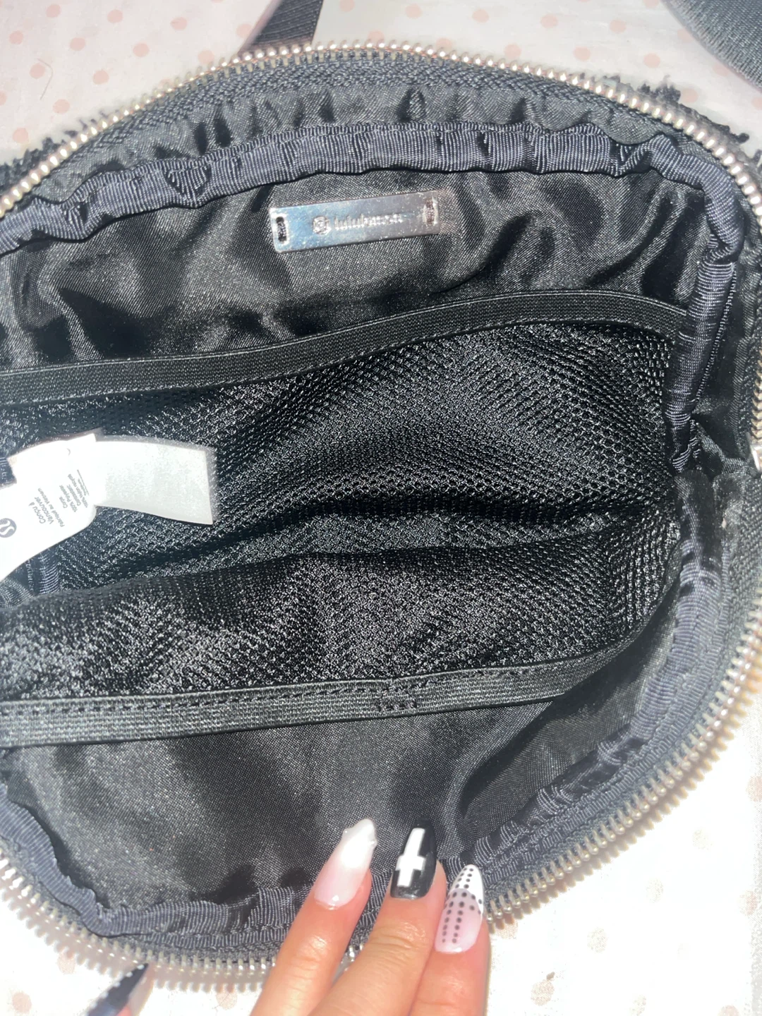 Lululemon Black Fleece Everywhere Belt Bag - photo 5