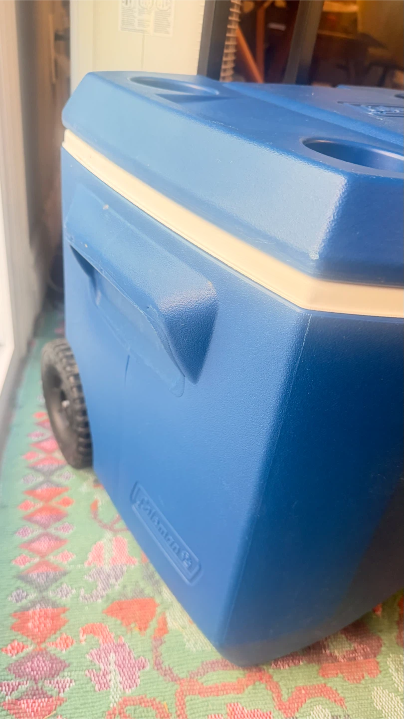Coleman Rolling Cooler - photo 2