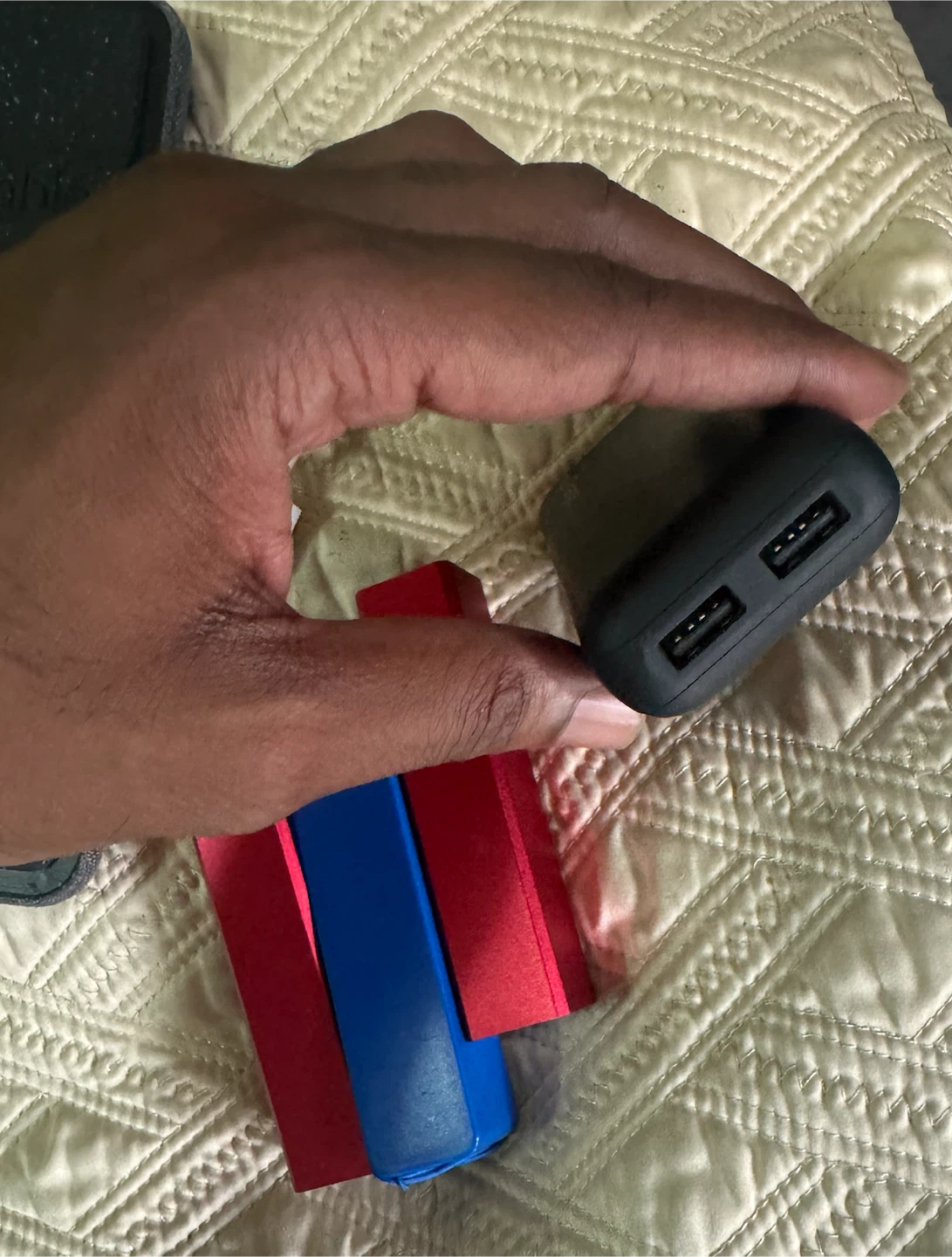 Nimble MagSafe & 4 Potable Chargers - photo 4