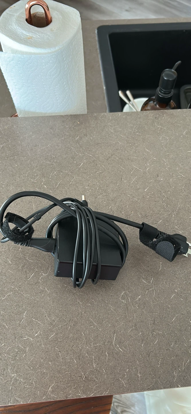 ASUS Vivobook Laptop with Charger - photo 2