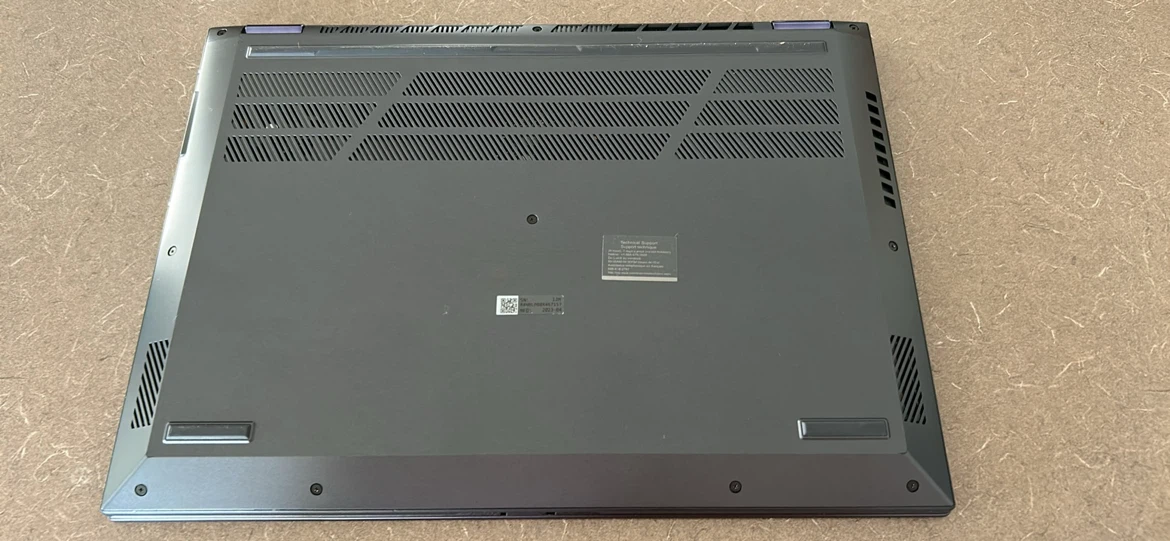 ASUS Vivobook Laptop with Charger - photo 4