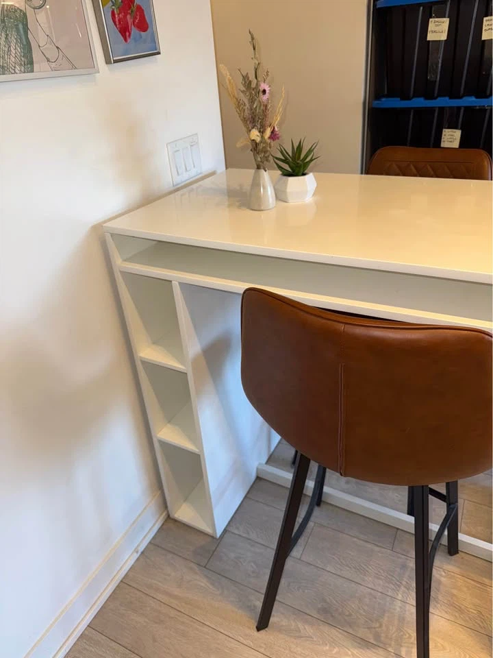 Kitchen counter / island - photo 2