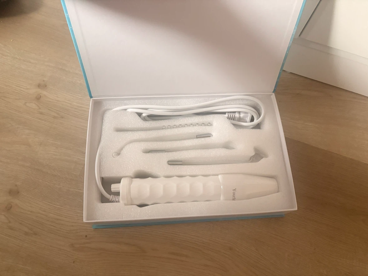 YourMate High Frequency Facial Light Therapy Wand Kit - photo 2