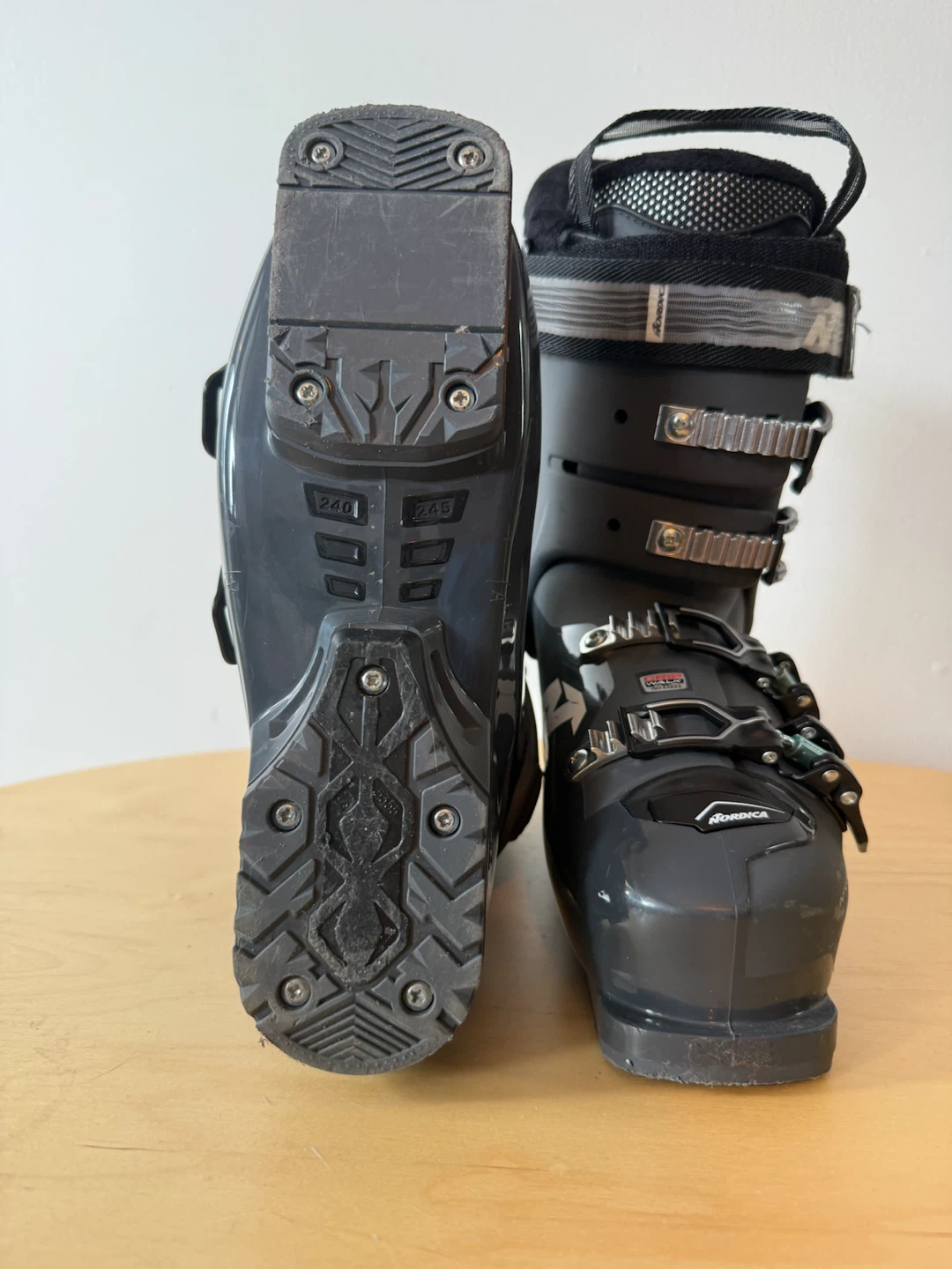 Nordica Ski Boots - photo 3