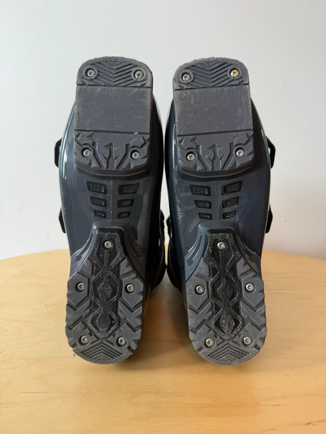 Nordica Ski Boots - photo 4