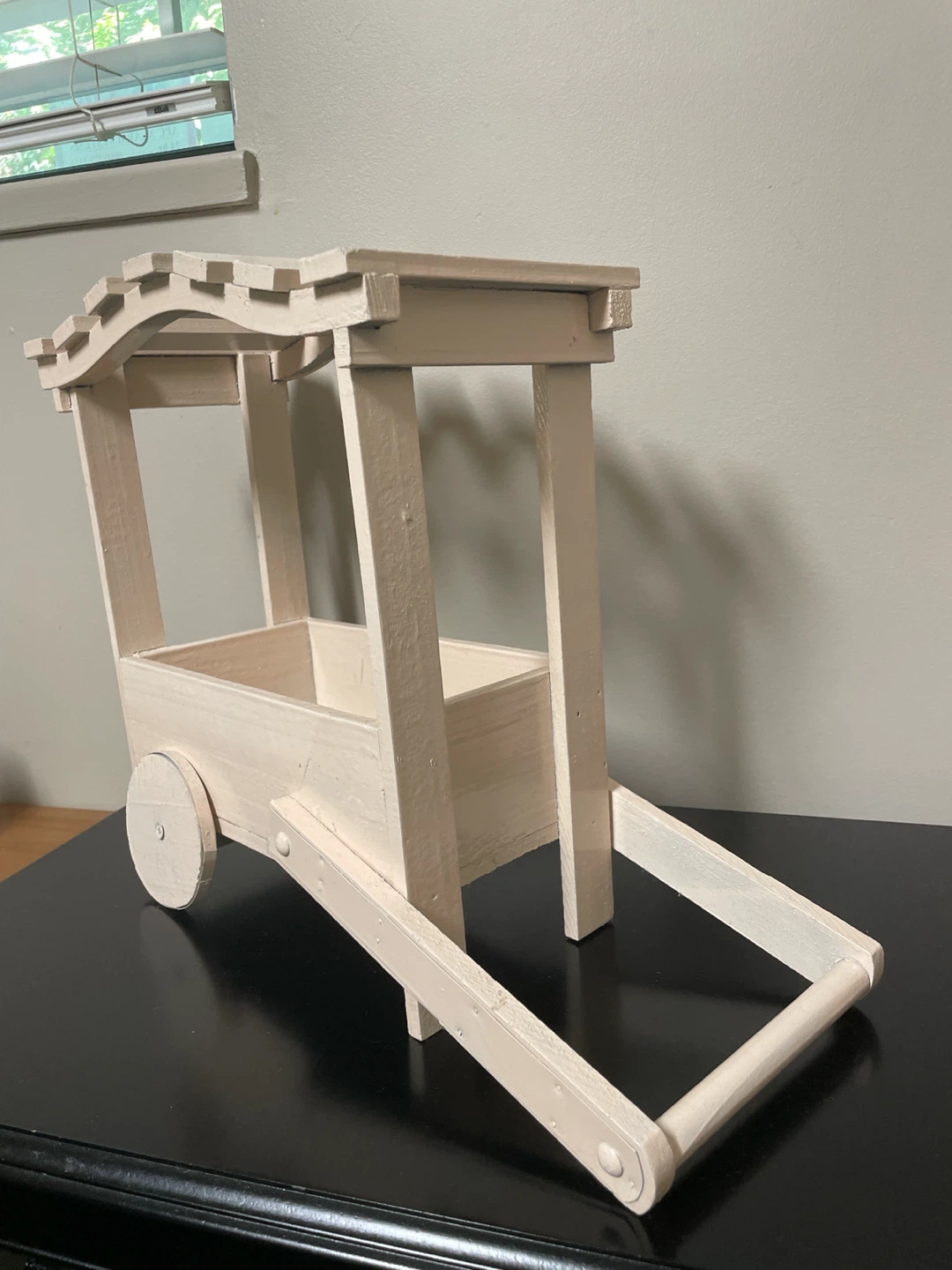 Mini wooden decorative cart - photo 2