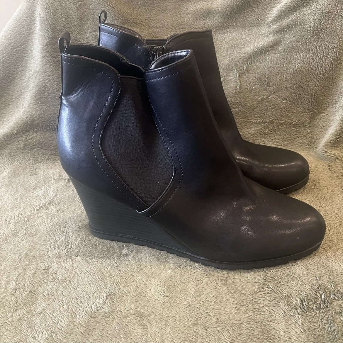 Black Wedge Ankle Boots - photo 4