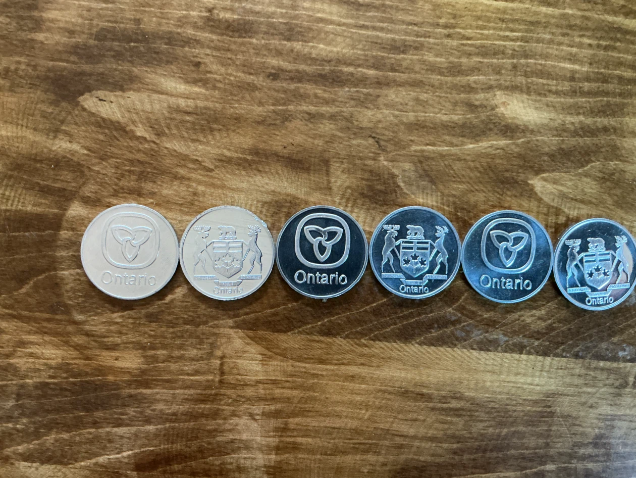 6 Ontario Crest Coat of Arms TRILLIUM LOGO Souvenir Tokens