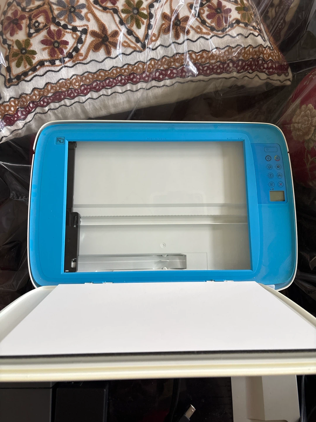 HP DeskJet 3632 Printer - photo 2