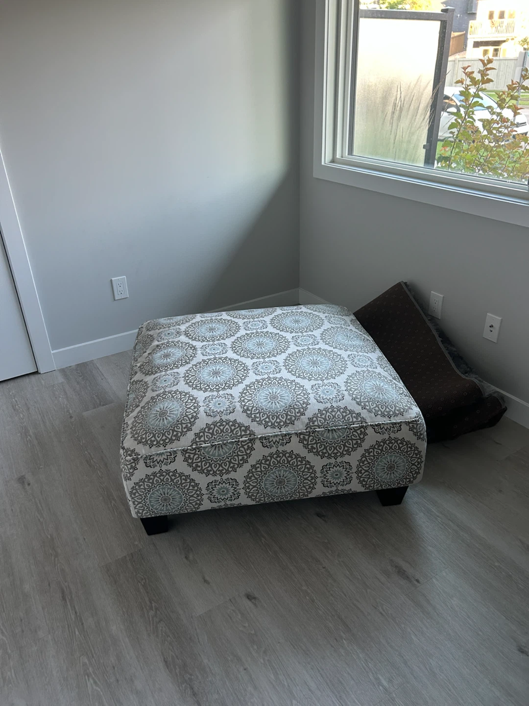 Ottoman with Medallion Pattern