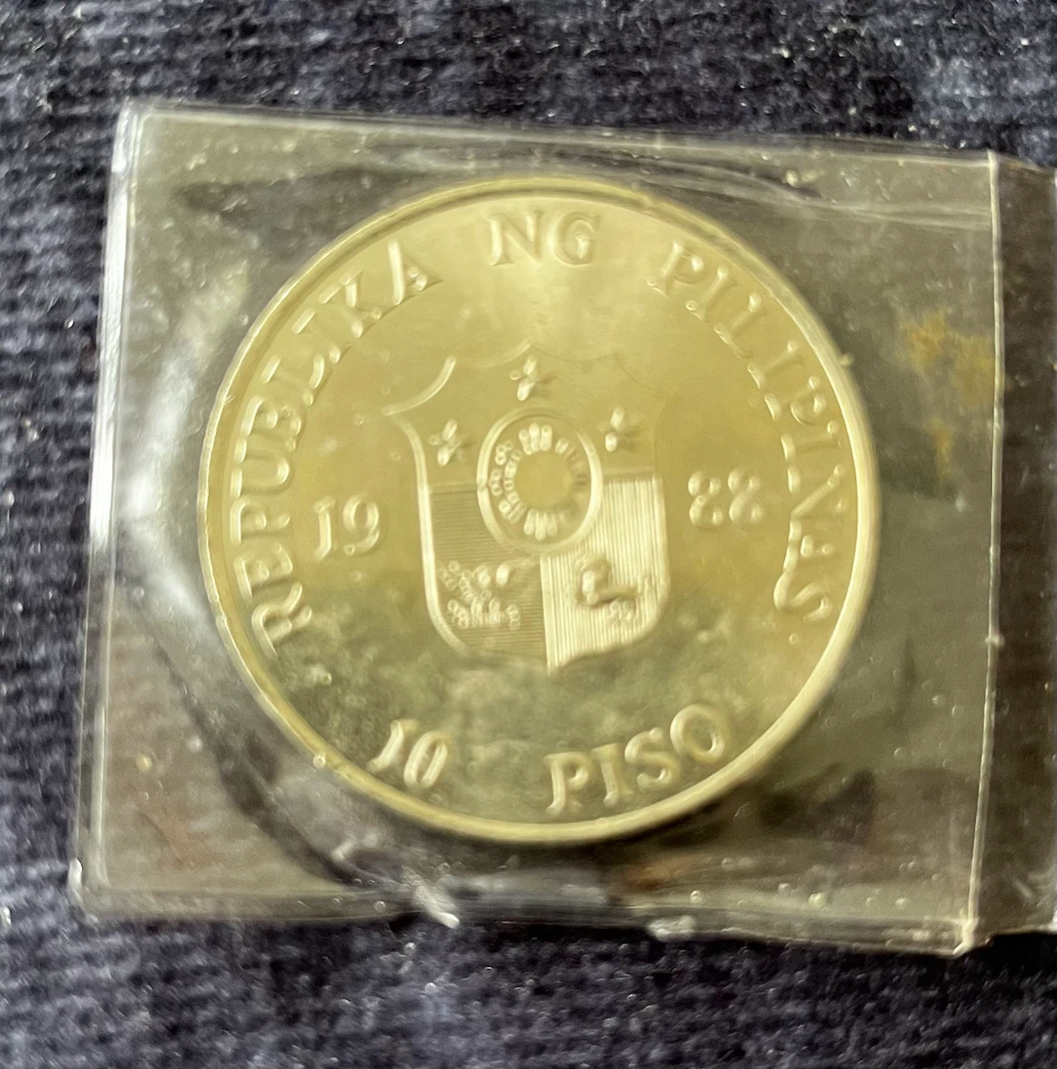 Vintage 10 Piso Philippines Coin - People Power Revolution 1986 - photo 3