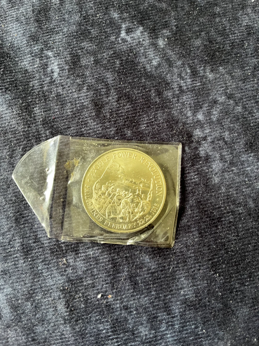 Vintage 10 Piso Philippines Coin - People Power Revolution 1986 - photo 5