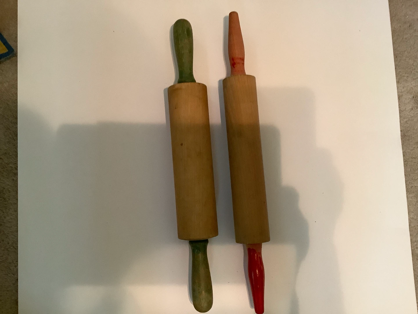 Two Vintage Wooden Rolling Pins 🐞 - photo 2