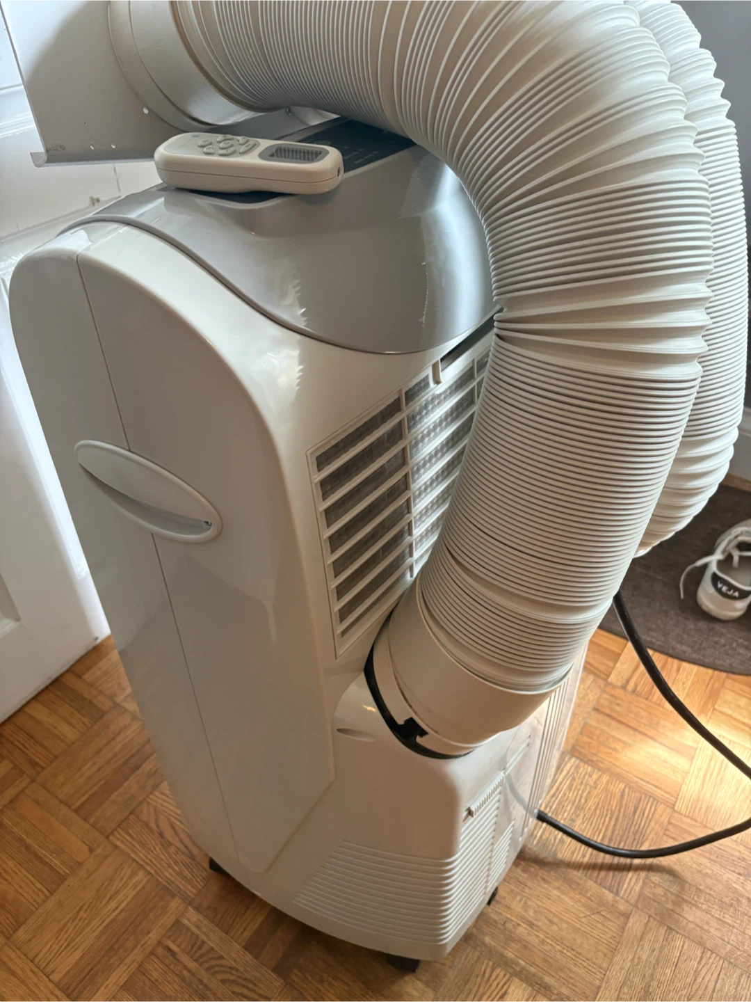 Friedrich P12B Portable AC Workhorse, Excellent Condition - photo 5