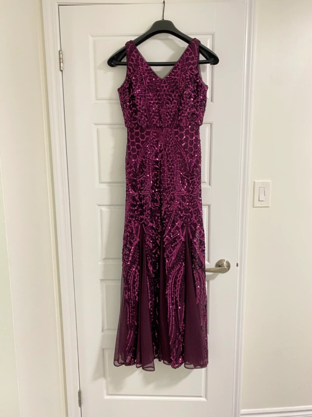 Laura Petites Sequin Evening Gown - photo 2