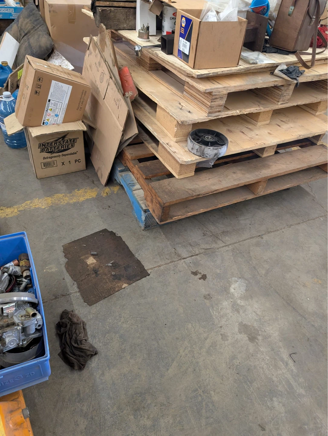 Free Wooden Pallets