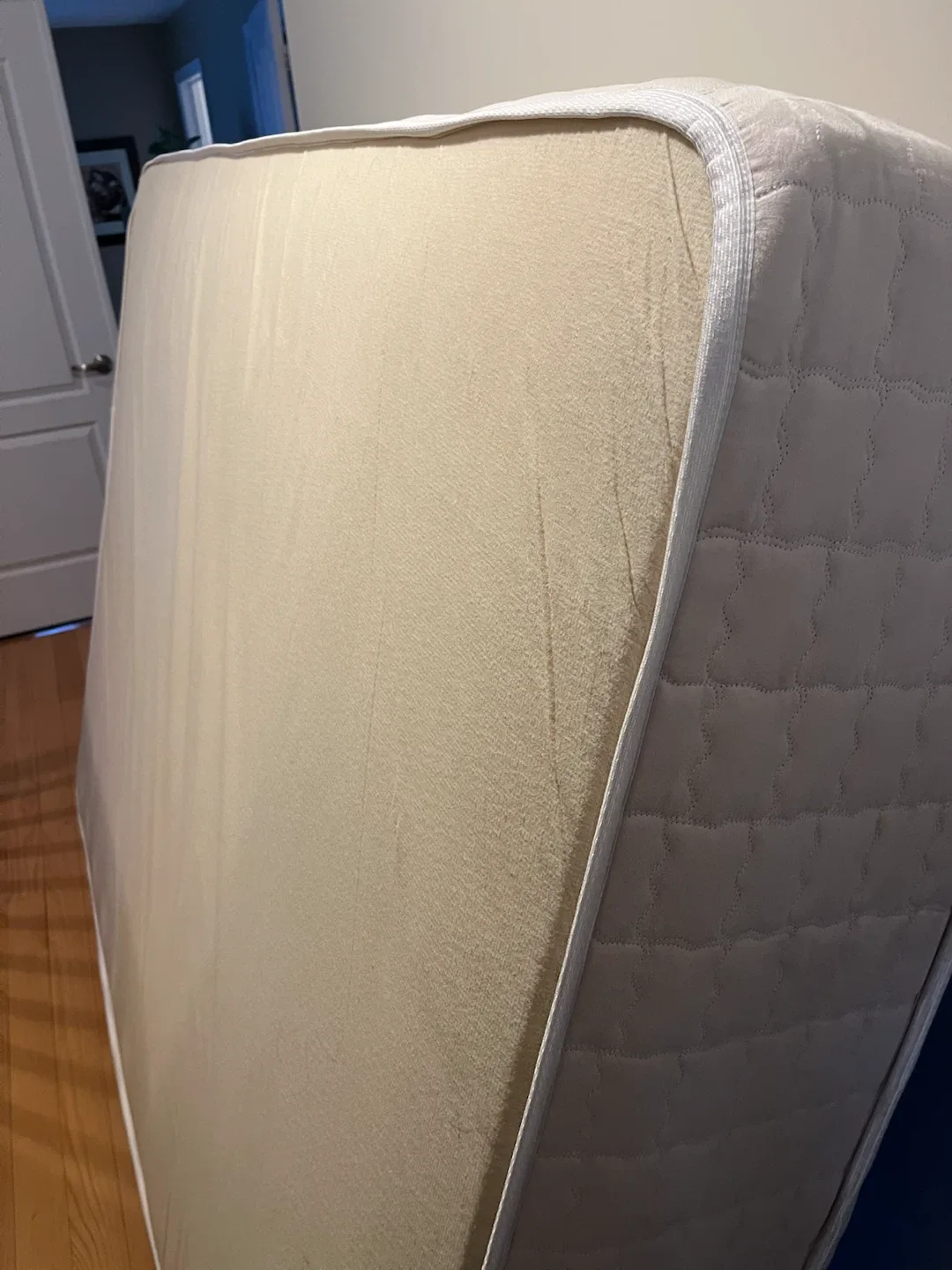 Queen Mattress Serta Daytona Independent Coil Mattress - photo 5