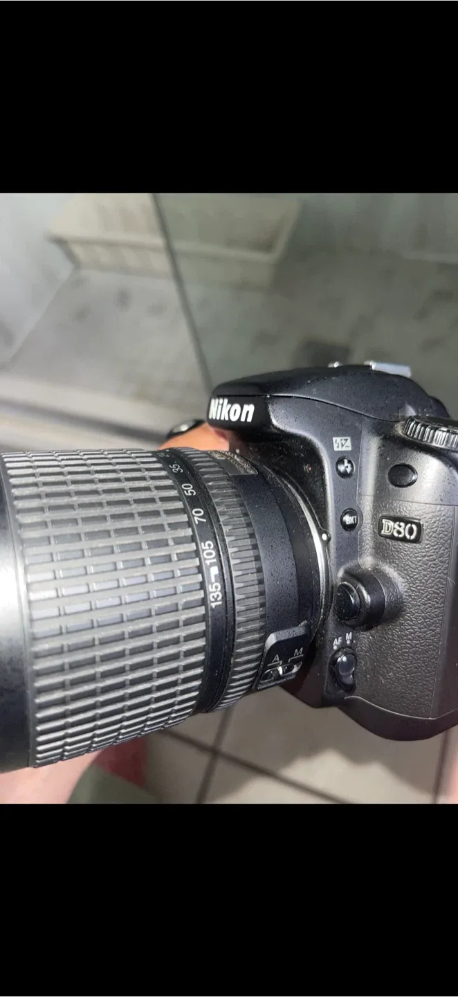 Nikon D80 DSLR Camera with 18-135mm Lens - photo 3