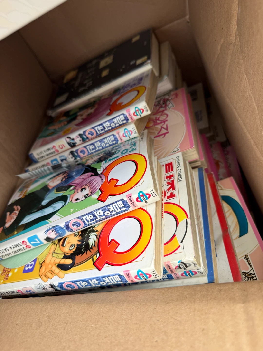 Moving sale! Anyone wants Japanese / Korean Comic Books? - photo 3