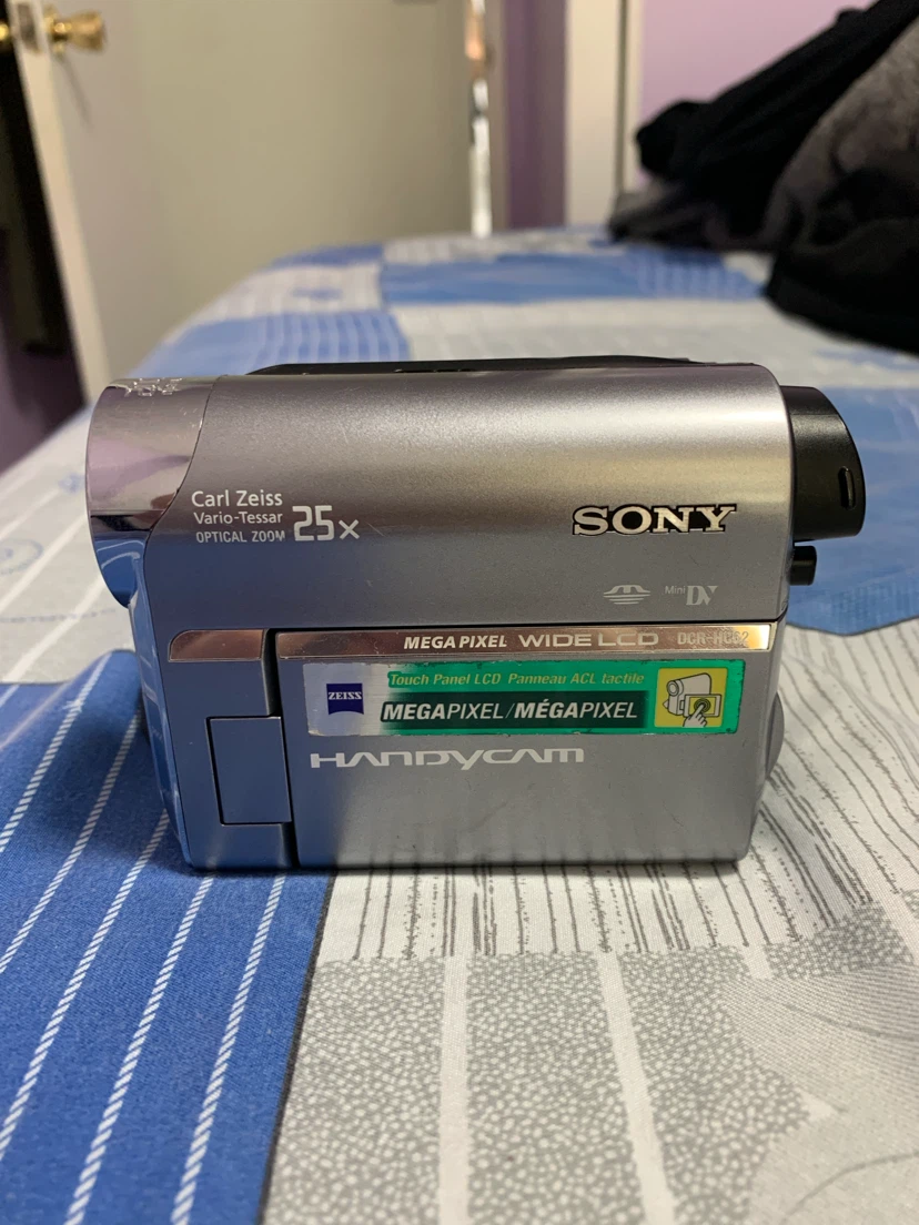 (FOR PARTS) Sony Handycam DCR-HC62 - photo 5